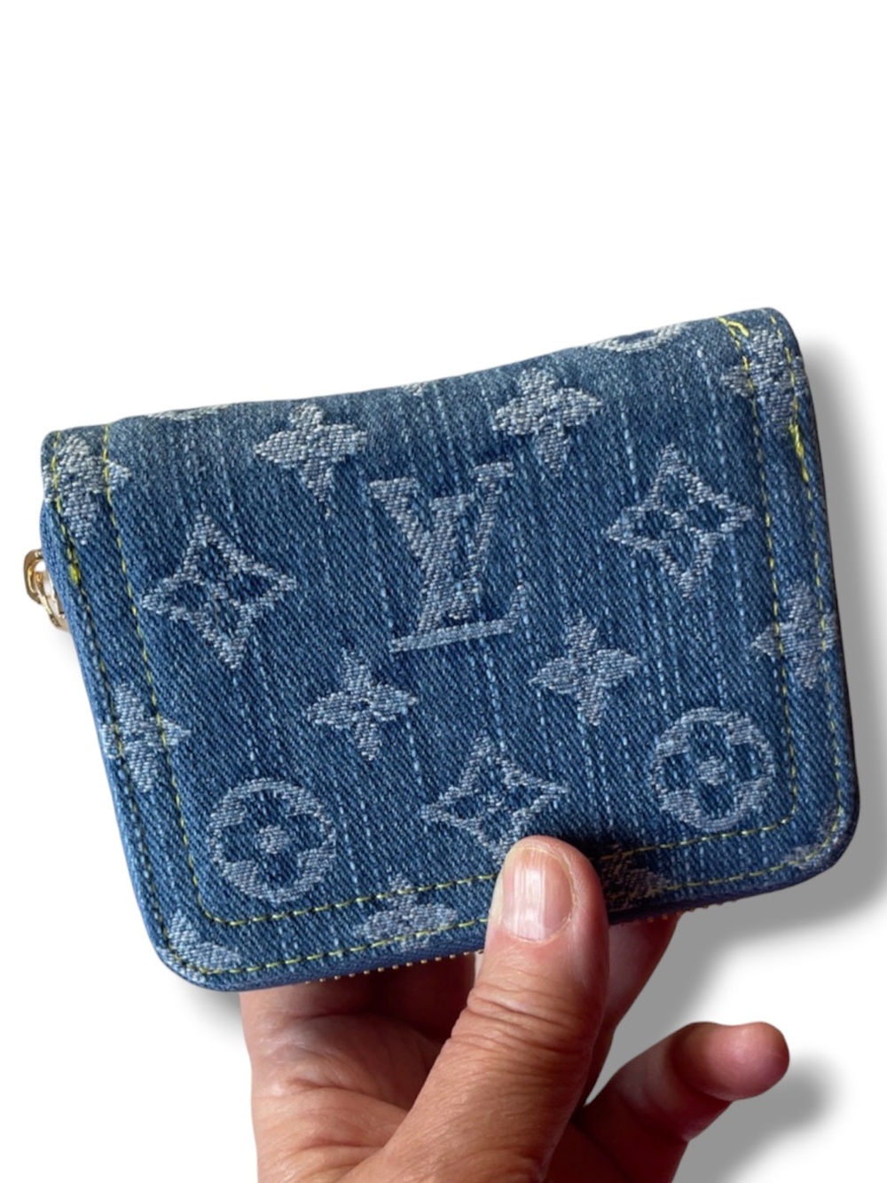 Blue Monogram Denim Remix Wallet Gold Hardware, card slots. Ref#lv20ppf